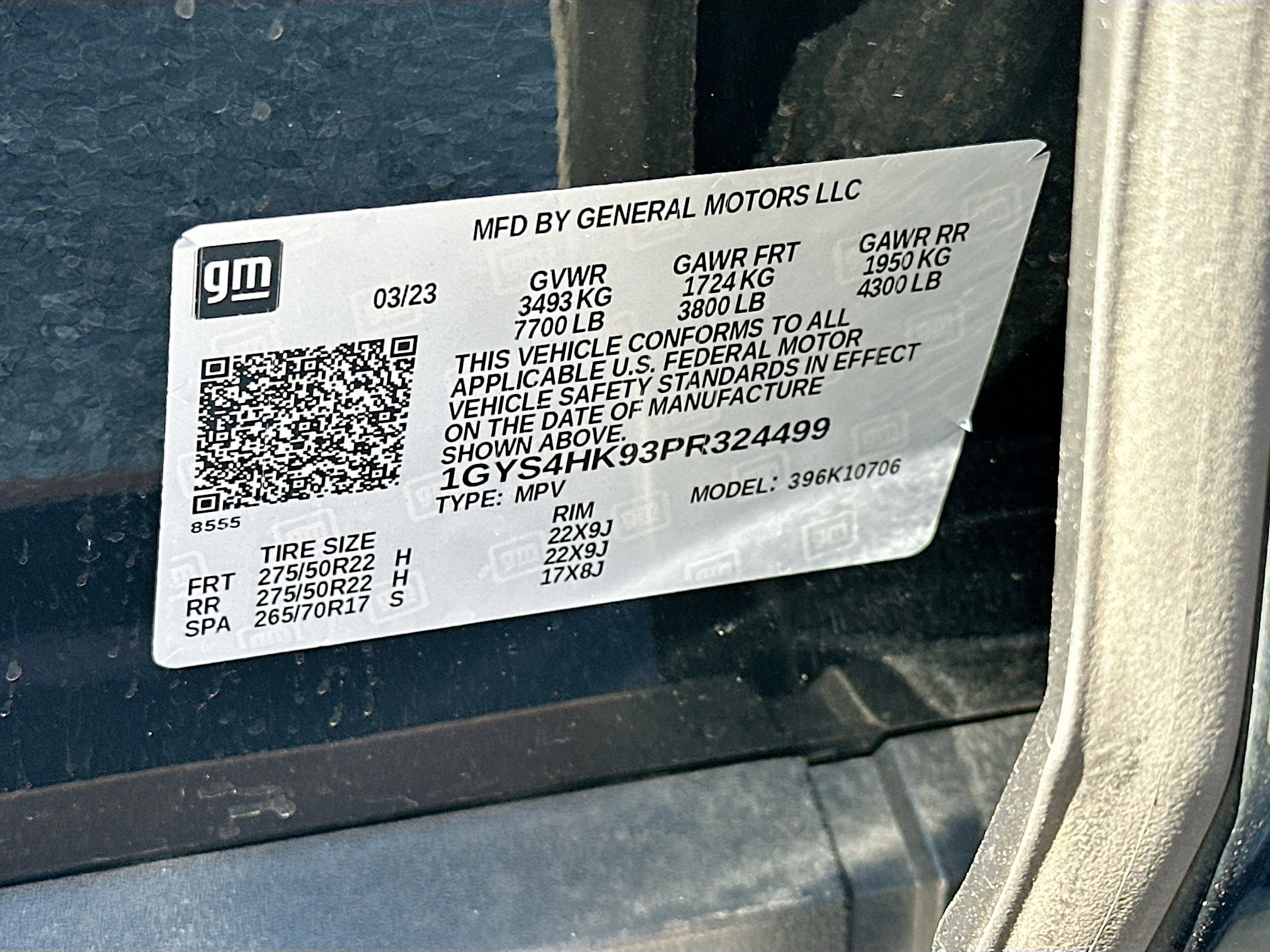 Used 2023 Cadillac Escalade V w/ LPO, Floor Liner Package image 39