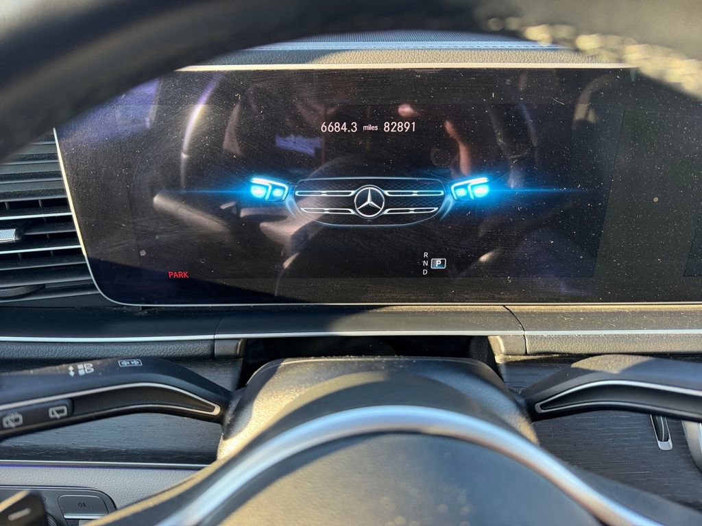 Used 2022 Mercedes-Benz GLS 450 4MATIC image 23