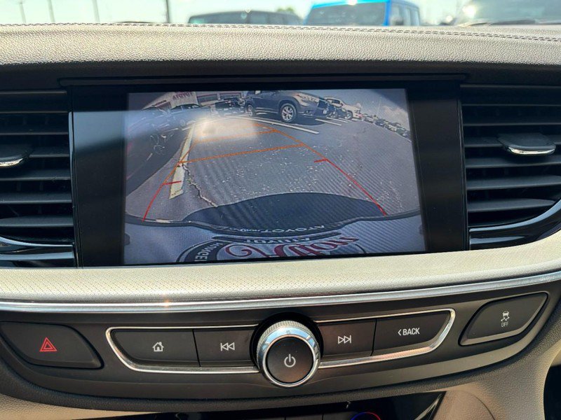 Used 2018 Buick Regal Preferred w/ Sights and Sounds Package FWD image 20