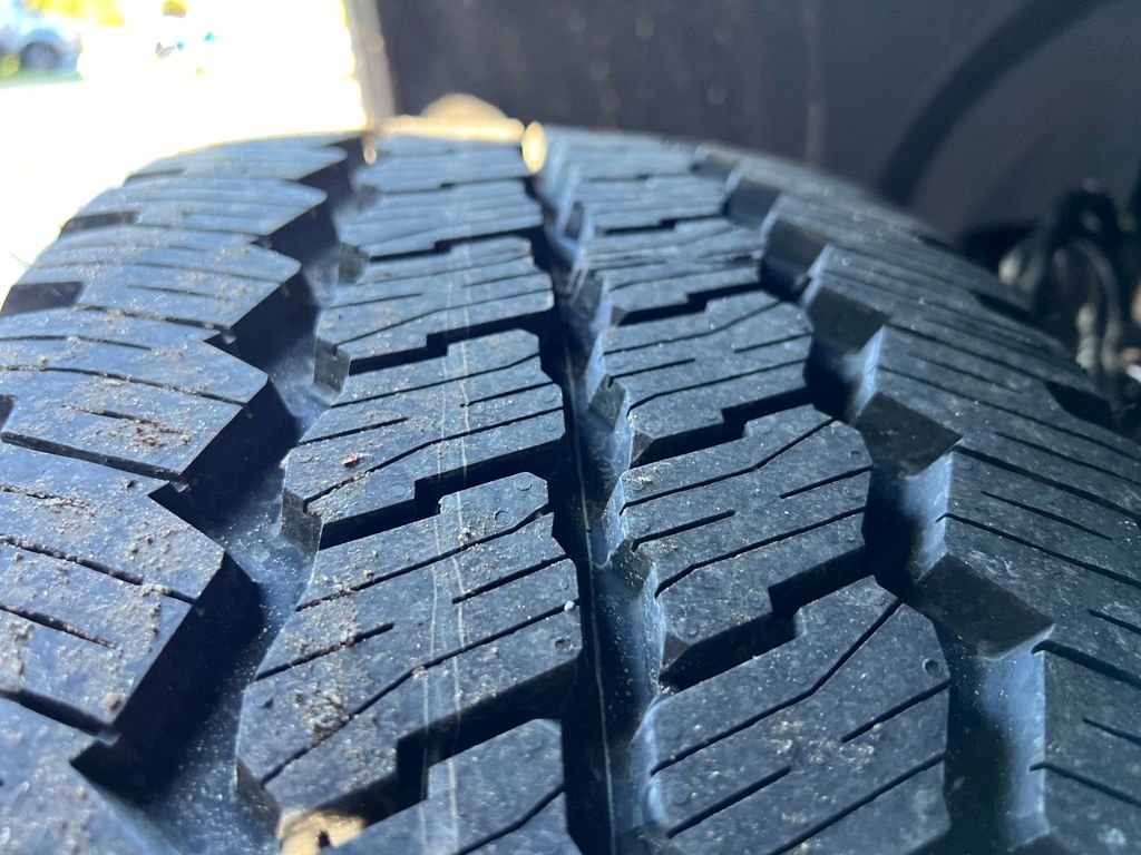 New 2026 Ford F250 Lariat w/ Black Appearance Package image 21