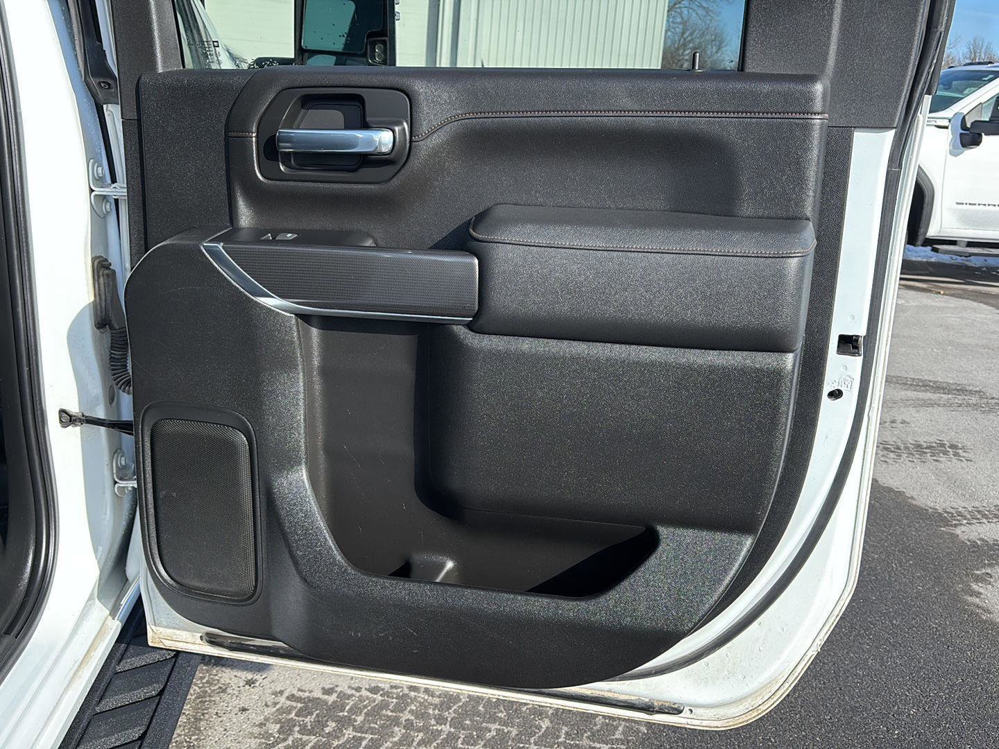 Used 2023 GMC Sierra 2500 AT4 w/ AT4 Premium Plus Package image 21