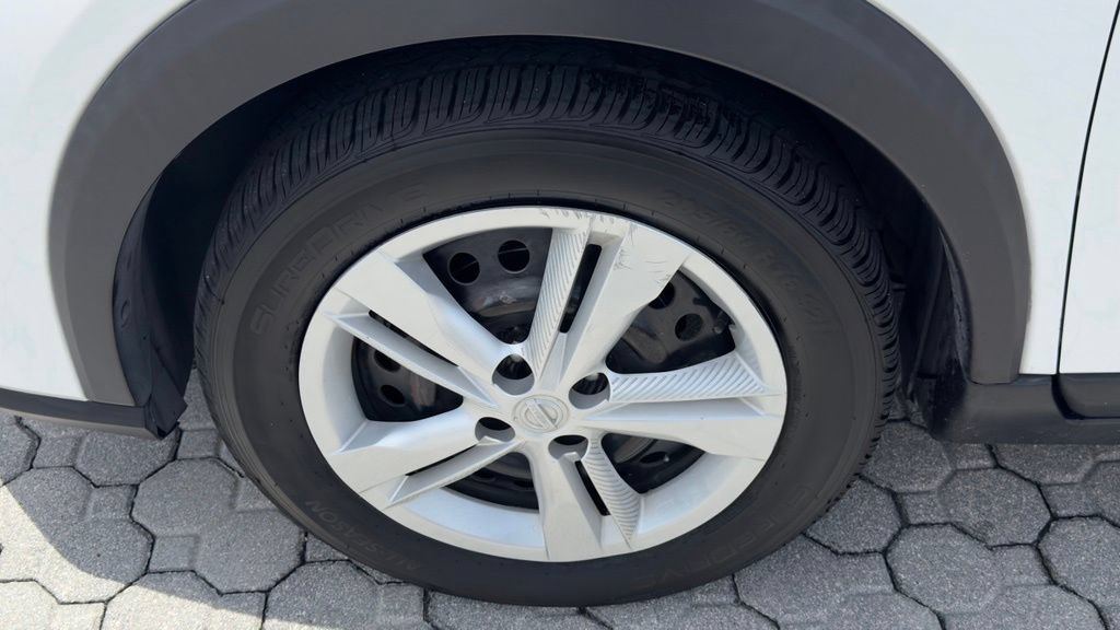 Used 2021 Nissan Kicks S FWD image 16