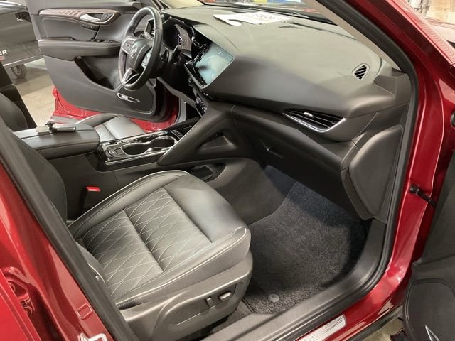 Used 2023 Buick Envision Avenir AWD/4WD image 20