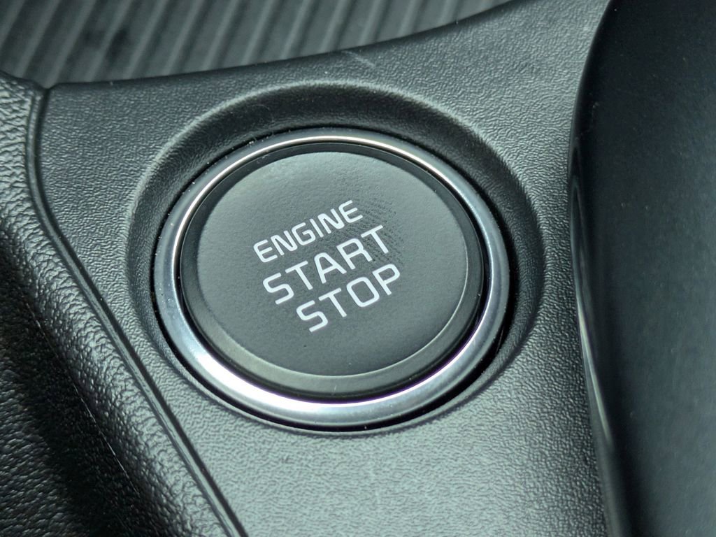 Used 2025 Kia K4 FWD image 26