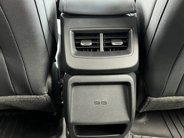 New 2026 Chevrolet Equinox EV LT AWD/4WD image 31