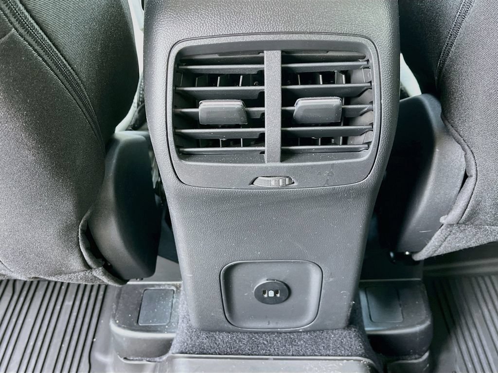 Used 2026 Ford Escape Active w/ Tech Pack #1 FWD image 25
