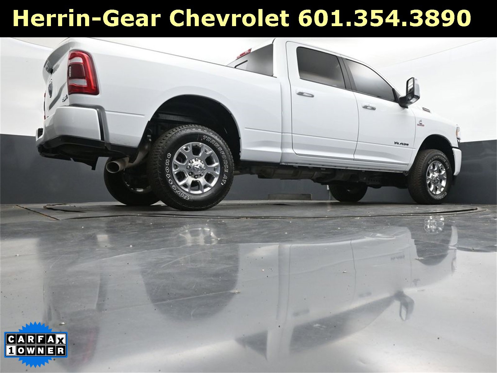 Used 2024 RAM 2500 Laramie w/ Safety Group image 44