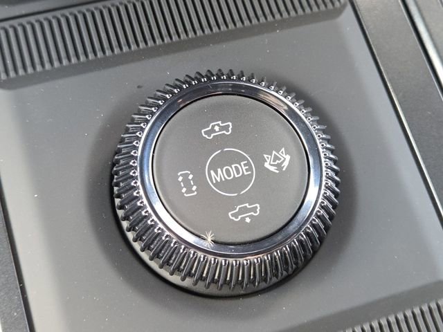 New 2026 GMC Hummer EV 4x4 Crew Cab image 9