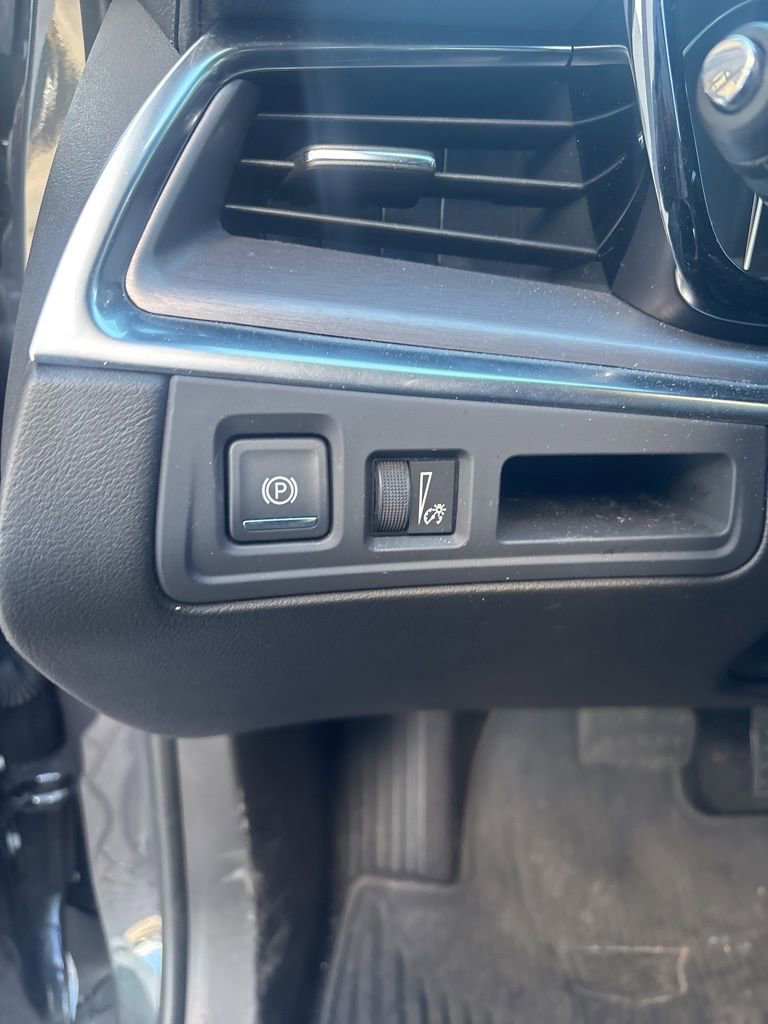 Used 2023 Cadillac XT5 Luxury image 11