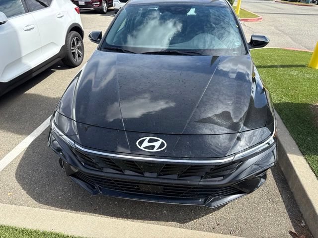 Used 2025 Hyundai Elantra SEL