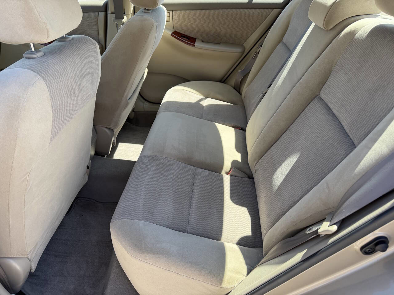 Used 2008 Toyota Corolla LE FWD image 16