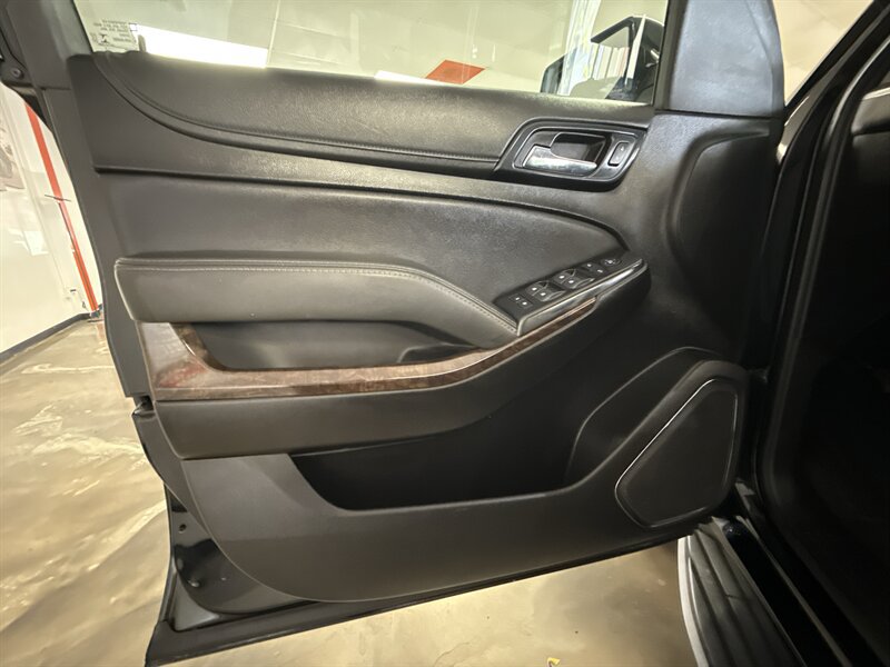 Used 2019 Chevrolet Tahoe LS RWD image 10