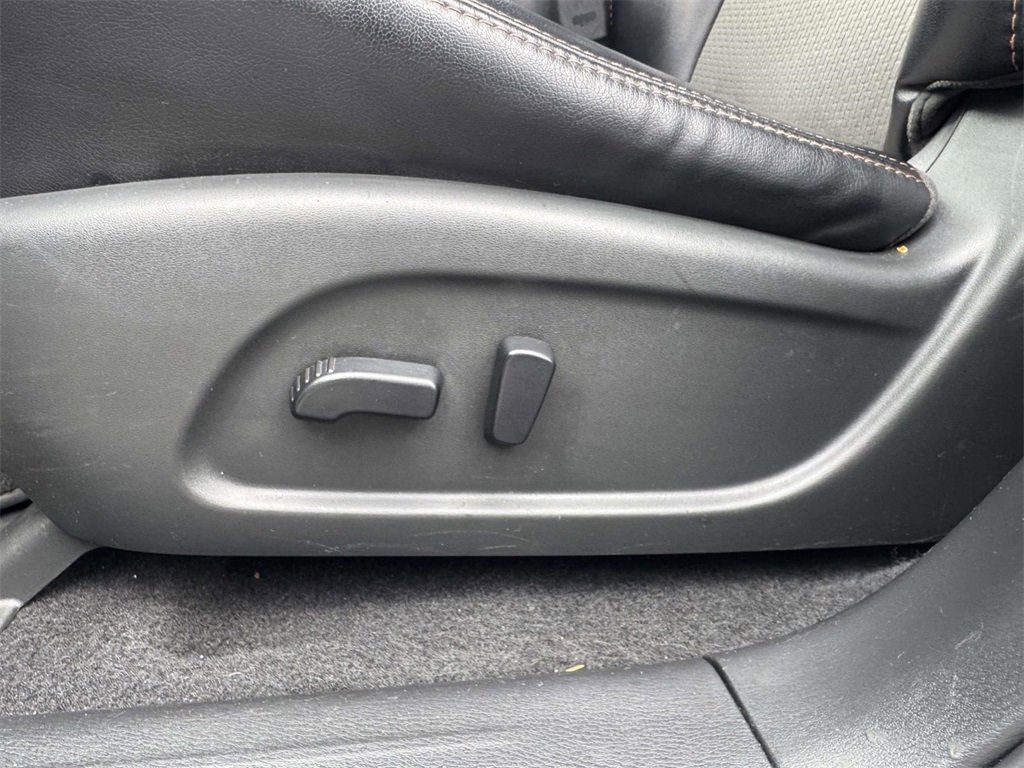 Used 2020 Nissan Pathfinder SV w/ Rock Creek Edition image 17