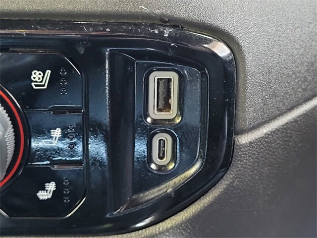 Used 2023 Chevrolet Silverado 1500 High Country w/ High Country Premium Package image 15