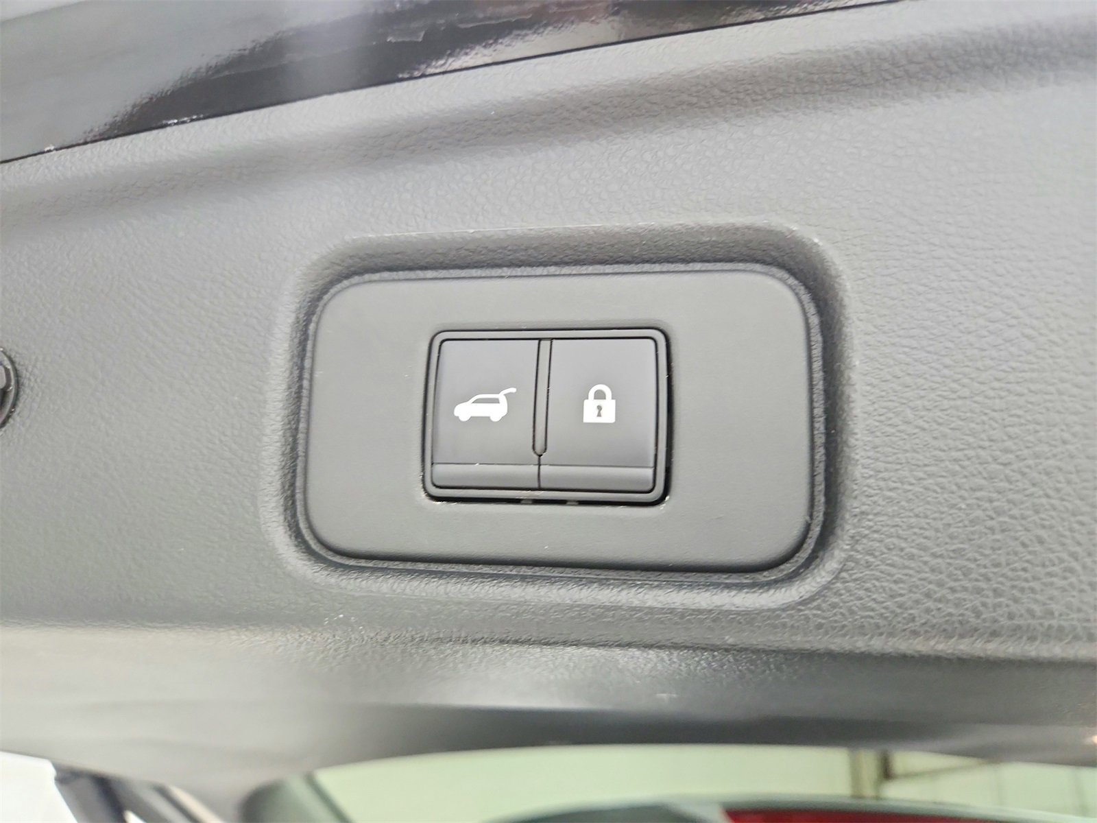 Used 2024 Nissan Pathfinder Platinum w/ Lighting Package (N93) image 48