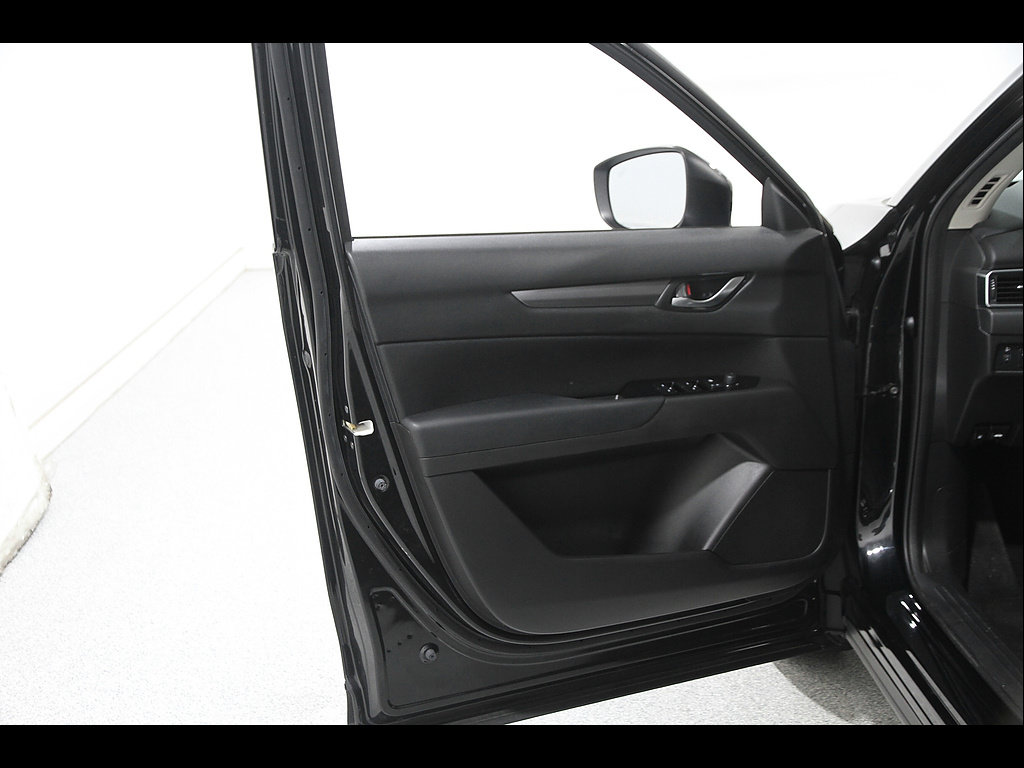 Used 2019 MAZDA CX-5 Sport w/ I-ACTIVSENSE Package AWD/4WD image 4