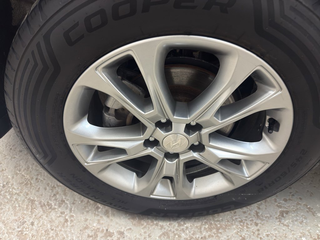 Used 2021 Hyundai Palisade SE w/ Winter Package image 36