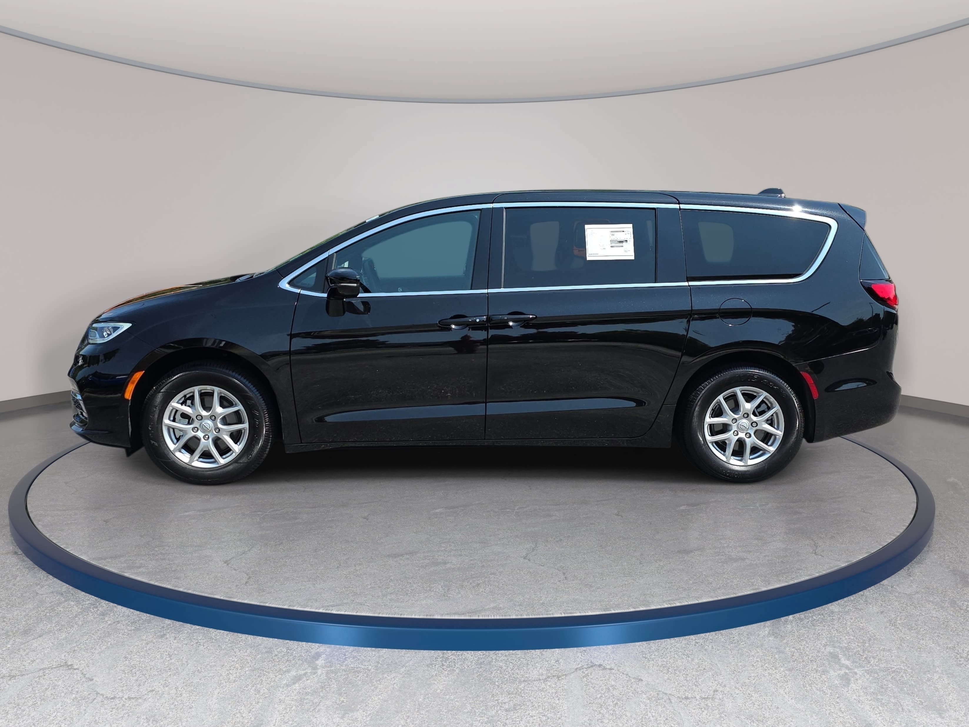 New 2026 Chrysler Pacifica Select FWD image 8
