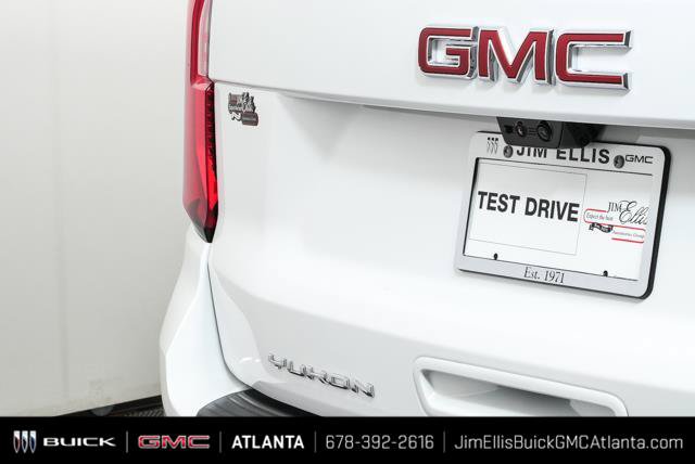 New 2026 GMC Yukon AT4 Ultimate w/ LPO, Floor Liner Package AWD/4WD image 9