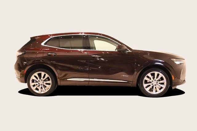 Used 2022 Buick Envision Avenir w/ Technology Package II image 4