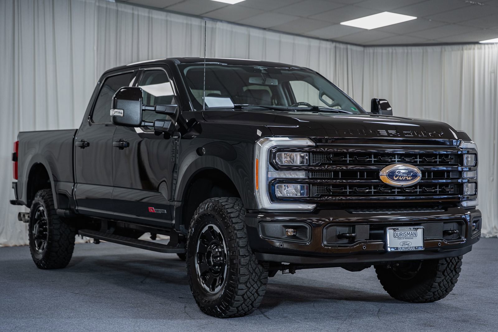 Used 2023 Ford F250 Lariat w/ Lariat Ultimate Package AWD/4WD video 1