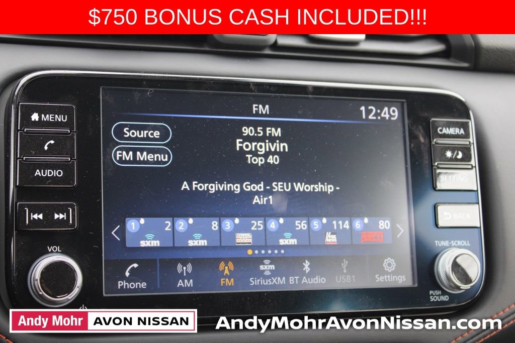 New 2025 Nissan Versa SR w/ Trunk Package image 21