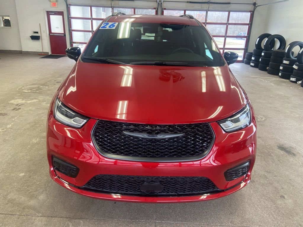 New 2026 Chrysler Pacifica Select w/ S Appearance Package image 2