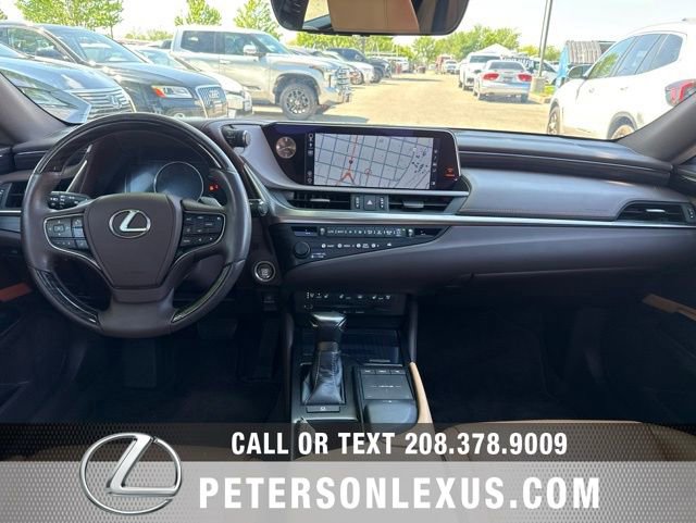 Used 2019 Lexus ES 350 w/ Accessory Package FWD image 15
