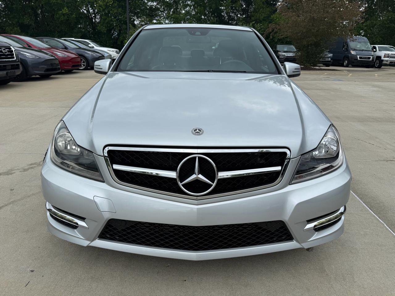 Used 2012 Mercedes-Benz C 250 Sedan image 2