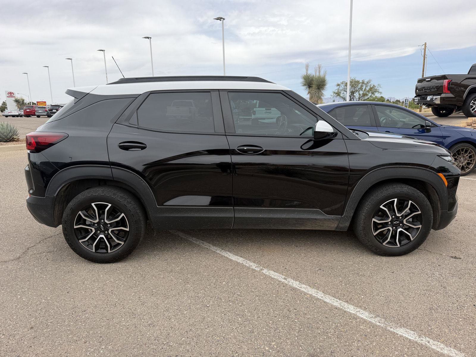 Used 2025 Chevrolet TrailBlazer ACTIV w/ Driver Confidence Package FWD image 6