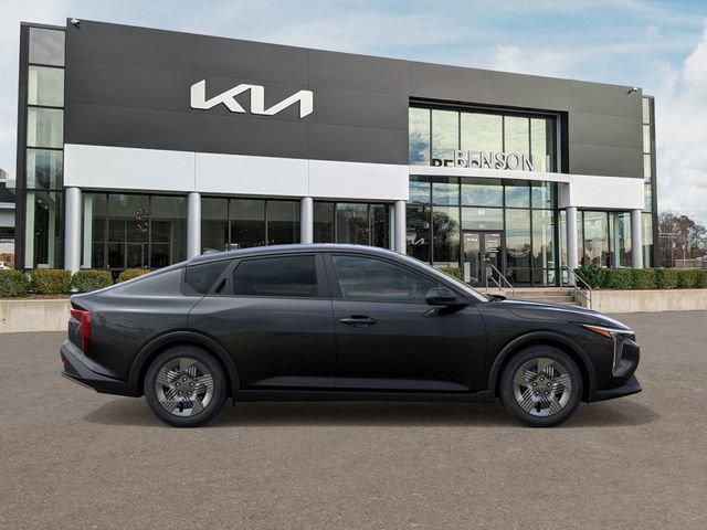 New 2026 Kia K4 FWD image 8