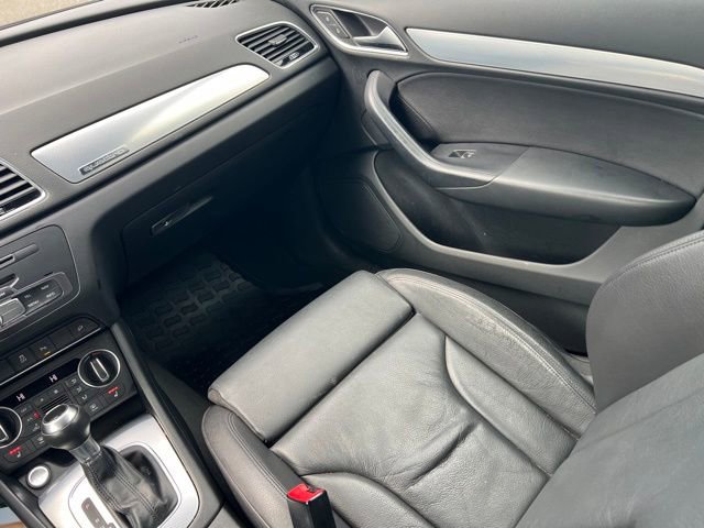 Used 2018 Audi Q3 2.0T Premium Plus w/ Premium Plus Package AWD/4WD image 15