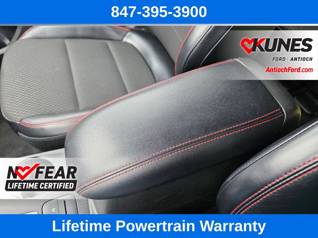 Certified 2025 Ford Escape ST-Line AWD/4WD image 38