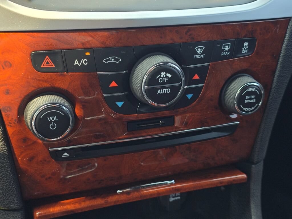 Used 2013 Chrysler 300 Touring w/ Driver Convenience Group RWD image 33