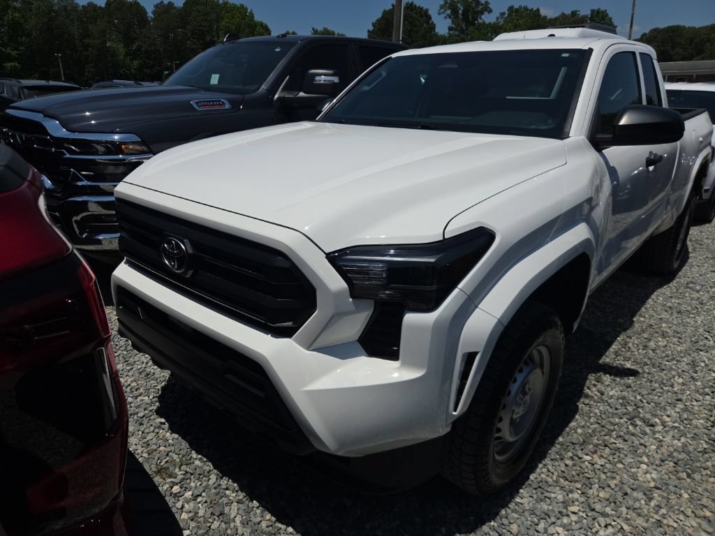 Used 2024 Toyota Tacoma SR RWD image 1