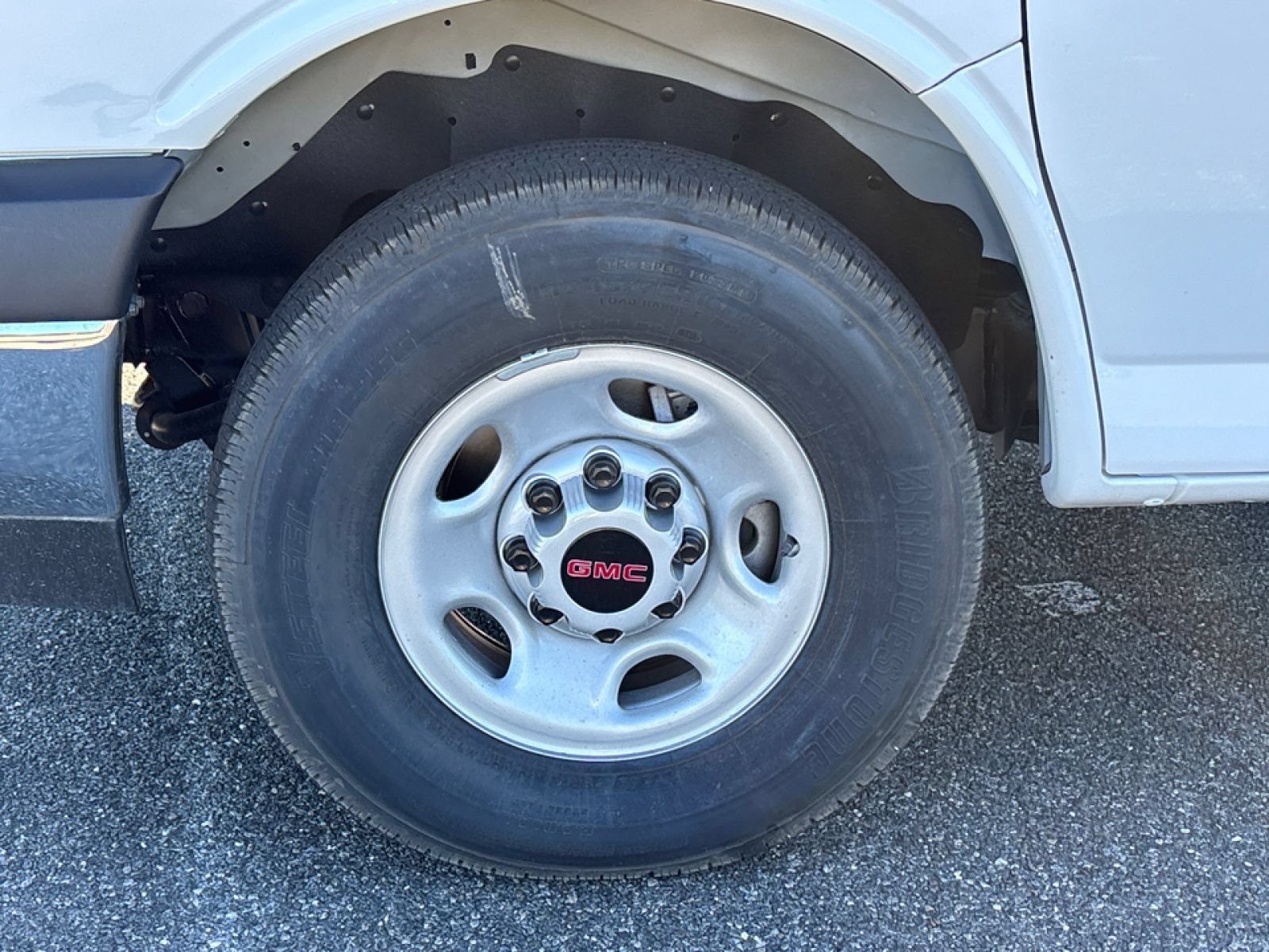 New 2025 GMC Savana 3500 w/ Power Convenience Package RWD image 36