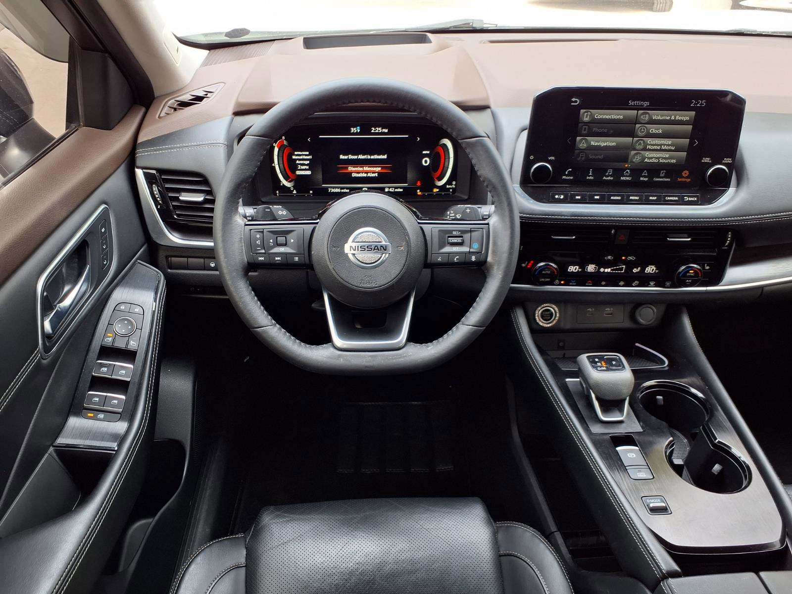 Used 2021 Nissan Rogue Platinum image 13