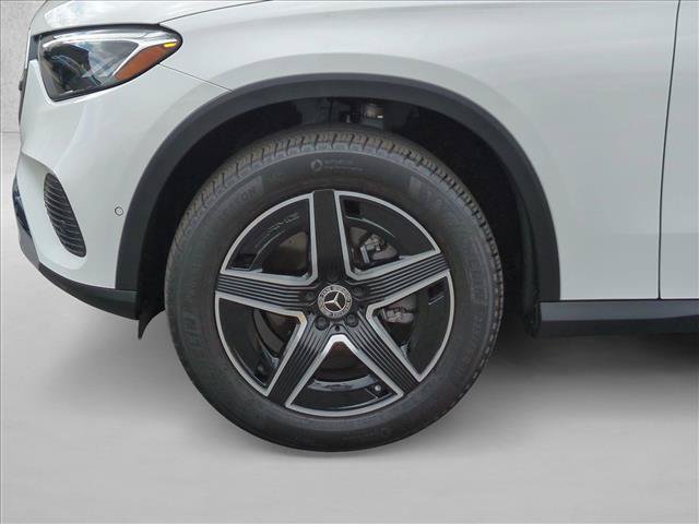 Used 2026 Mercedes-Benz GLC 300 image 23