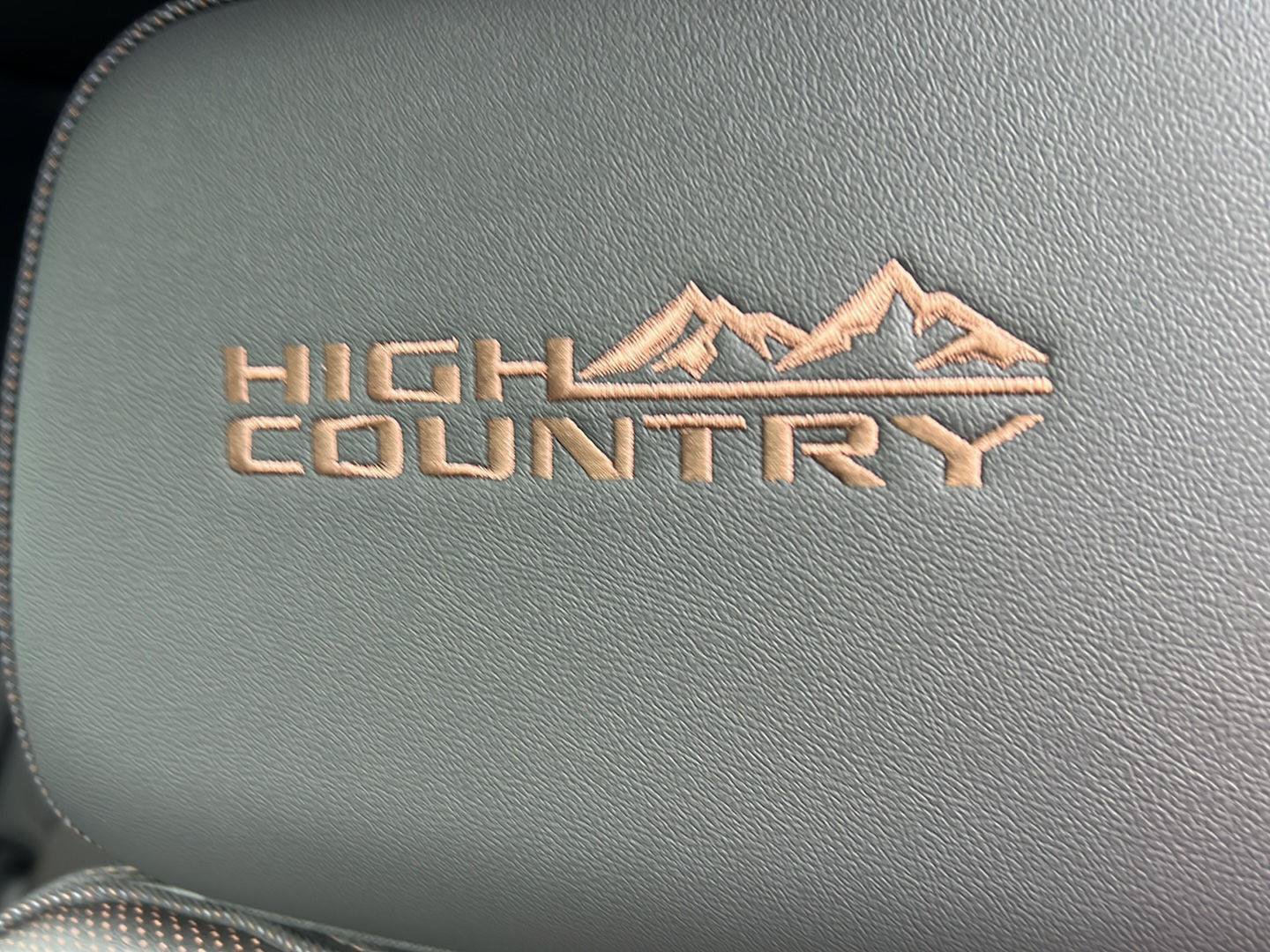 New 2026 Chevrolet Tahoe High Country AWD/4WD image 17