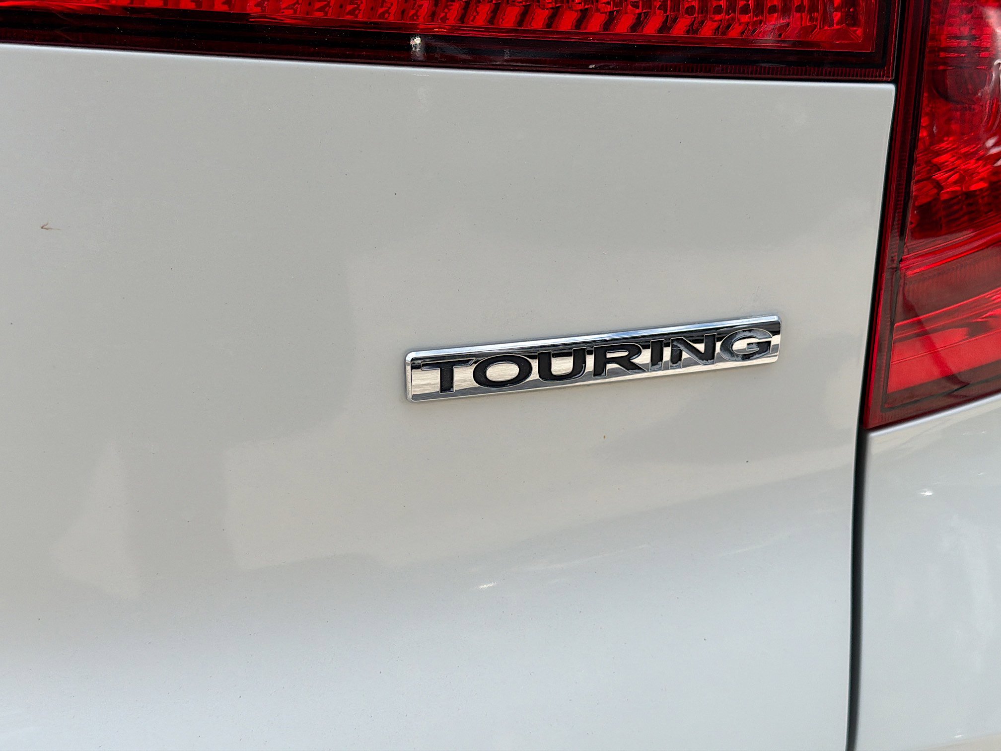 Used 2016 Honda Pilot Touring image 11