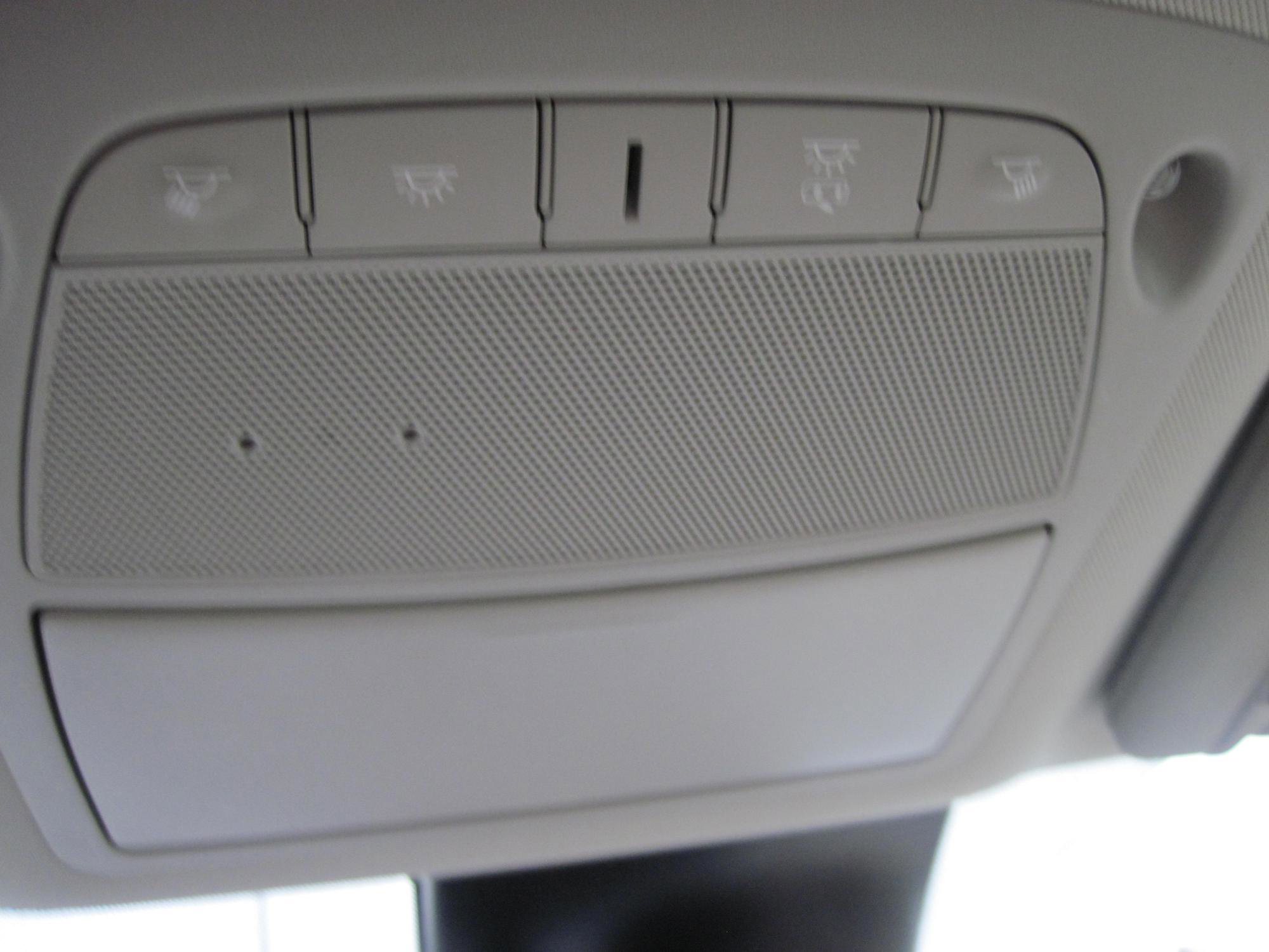 Used 2023 Nissan Murano SV image 16
