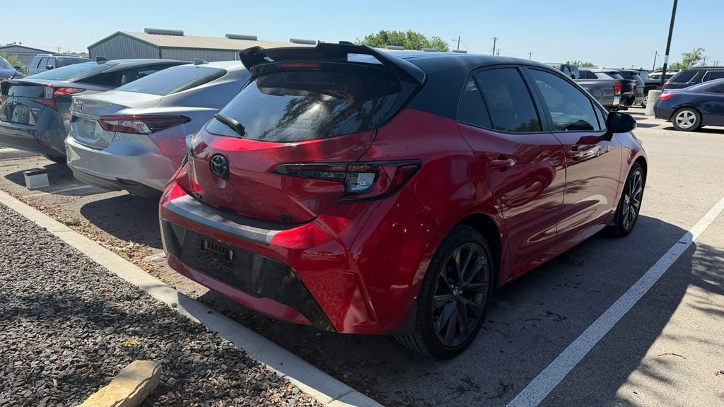 Used 2026 Toyota Corolla SE FWD image 4