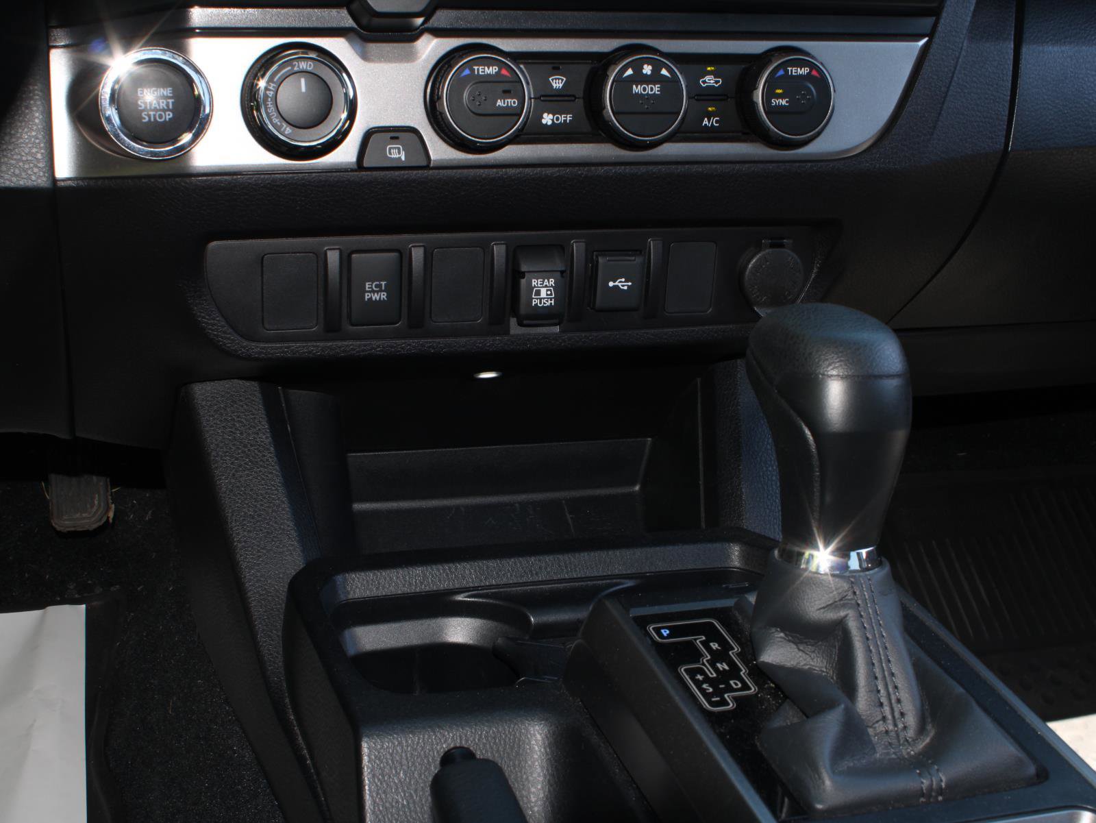 Used 2023 Toyota Tacoma SR5 w/ SX Package AWD/4WD image 13