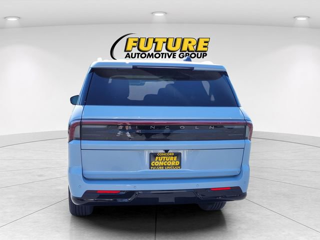 New 2026 Lincoln Navigator L Black Label AWD/4WD image 4