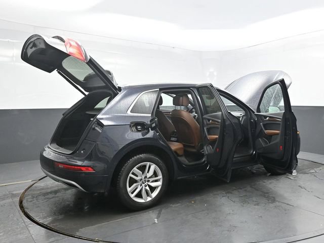 Used 2020 Audi Q5 2.0T Premium w/ Convenience Package image 44