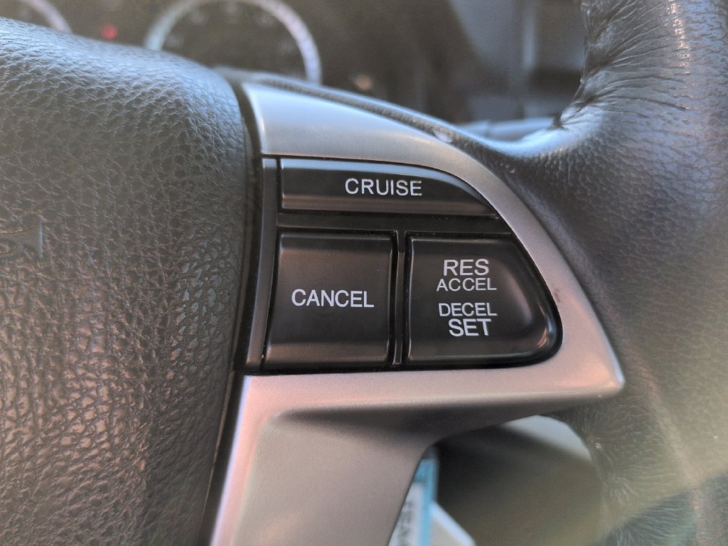 Used 2011 Honda Accord EX-L image 19