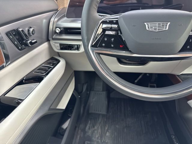 New 2026 Cadillac Vistiq Sport w/ LPO, Floor Liner Package image 22