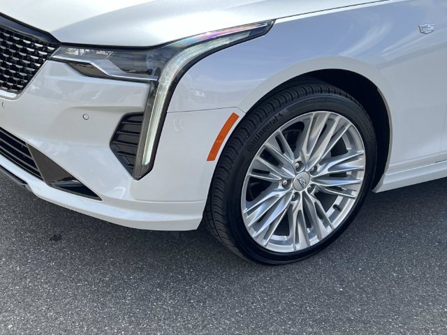 Certified 2025 Cadillac CT4 Premium Luxury w/ Technology Package AWD/4WD image 7