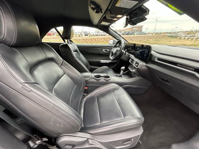 Used 2025 Ford Mustang Premium RWD image 16