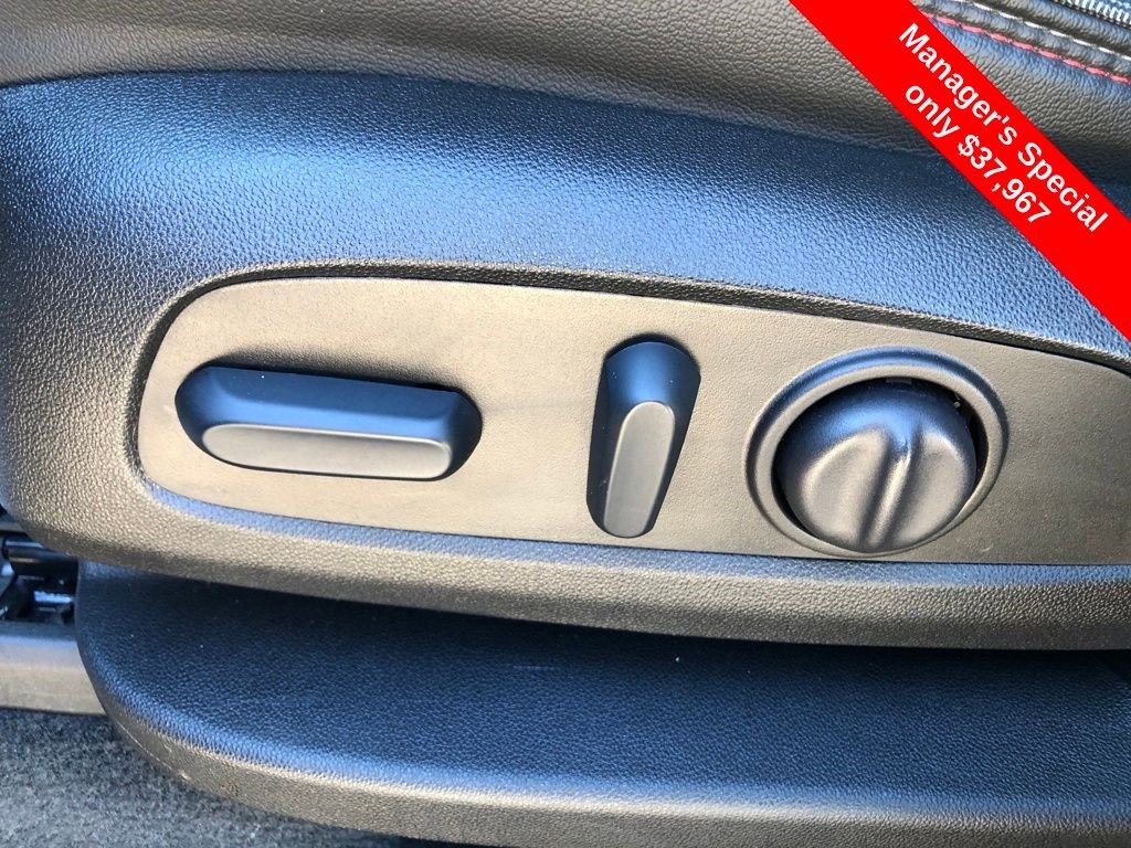 Certified 2024 Chevrolet Traverse RS image 18